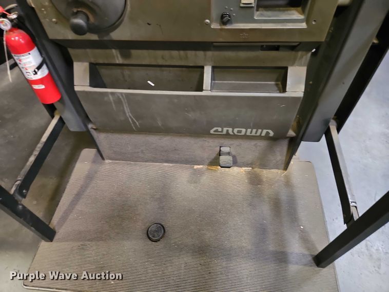 image for item EB8493 Crown SP3000 order picker