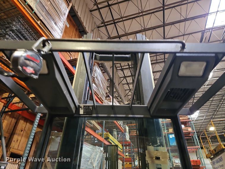 image for item EB8493 Crown SP3000 order picker