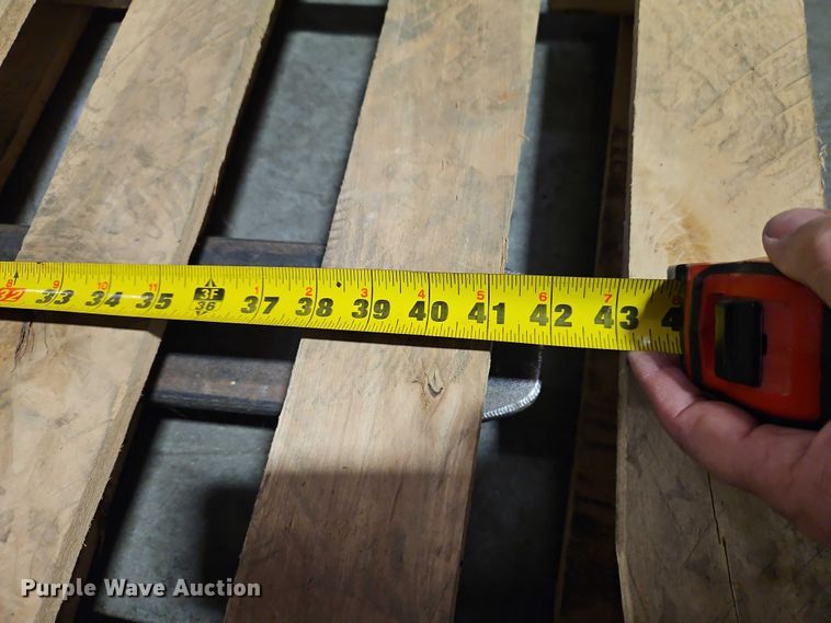 image for item EB8495 Crown SP3000 order picker