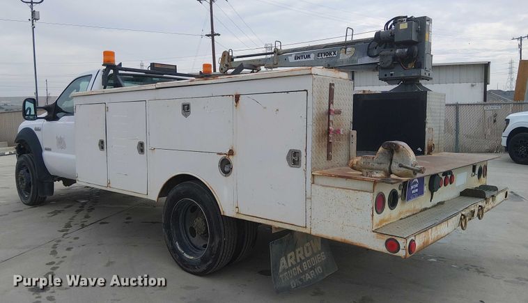 image for item EC1331 2006 Ford F450 Super Duty utility / service truck