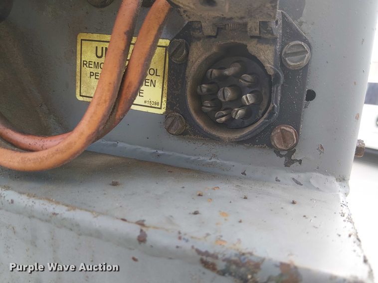 image for item EC1331 2006 Ford F450 Super Duty utility / service truck