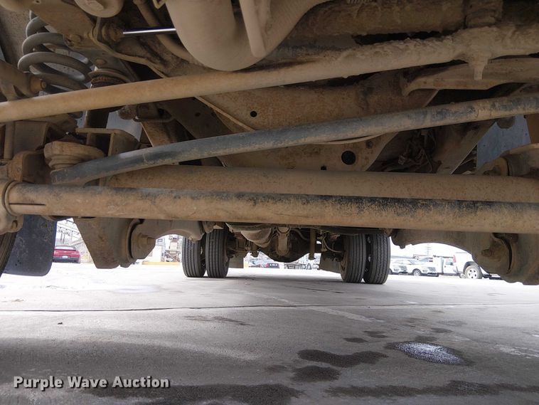 image for item EC1331 2006 Ford F450 Super Duty utility / service truck