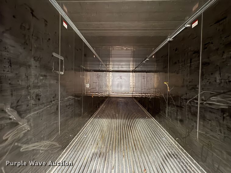 image for item EC8167 USA-Containers refrigerated shipping container