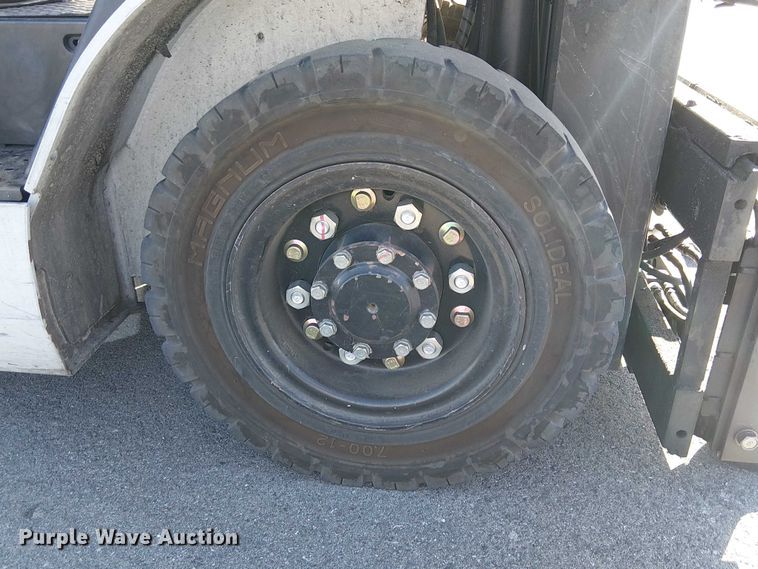 image for item EE5092 2016 UniCarriers PF50 forklift