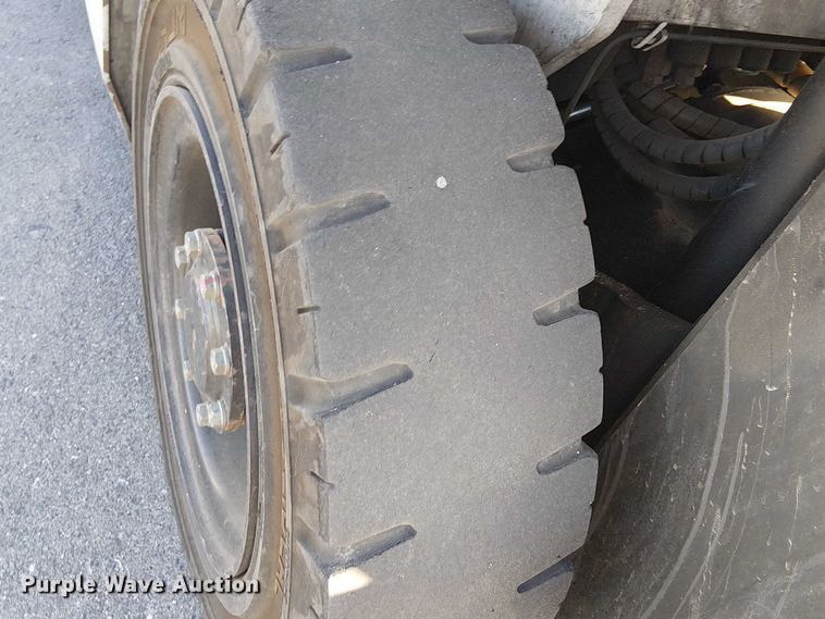 image for item EE5092 2016 UniCarriers PF50 forklift