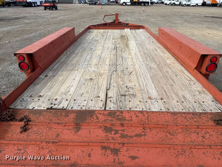 image for item EG1811 2011 Belshe Industries WB14 equipment trailer