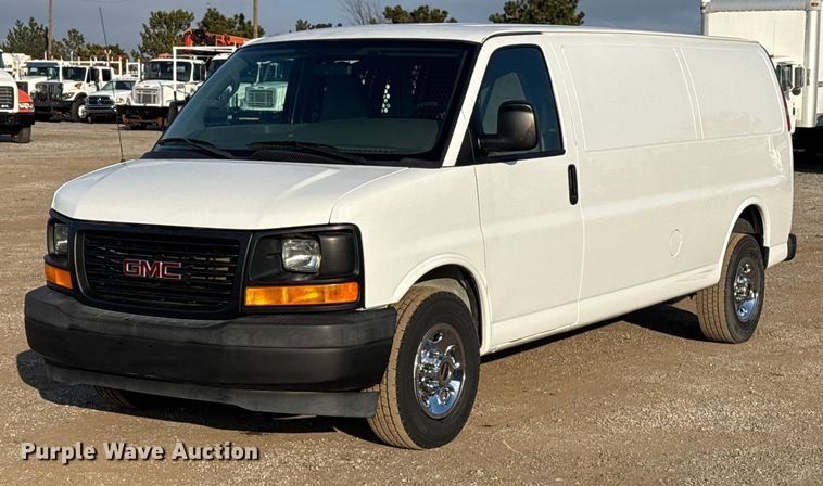 image for item EG1835 2017 GMC Savana van