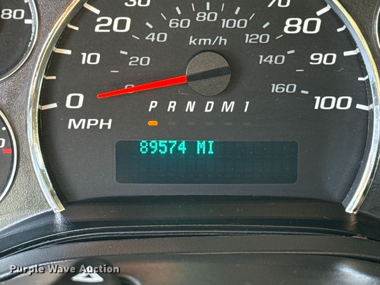 image for item EG1835 2017 GMC Savana van