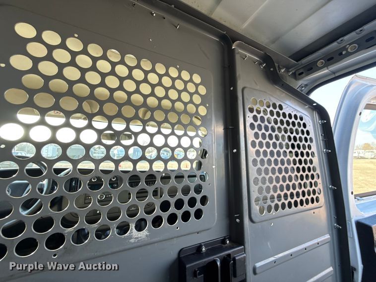 image for item EG1835 2017 GMC Savana van