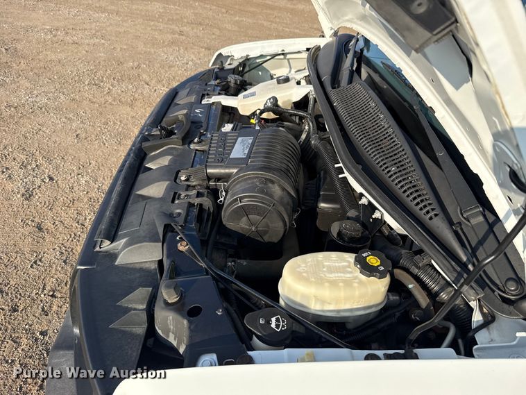 image for item EG1835 2017 GMC Savana van