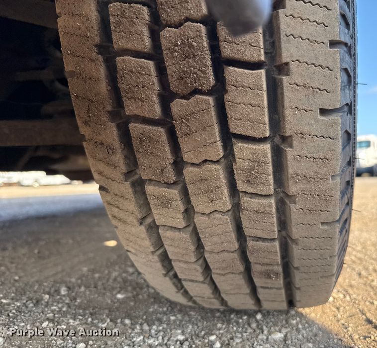 image for item EG1835 2017 GMC Savana van