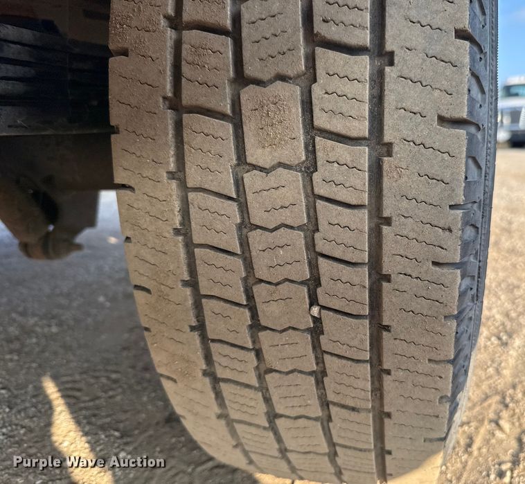 image for item EG1835 2017 GMC Savana van