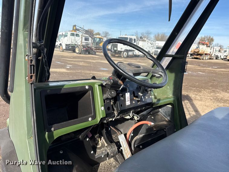 image for item EG1849 2000 Kawasaki Mule utility vehicle