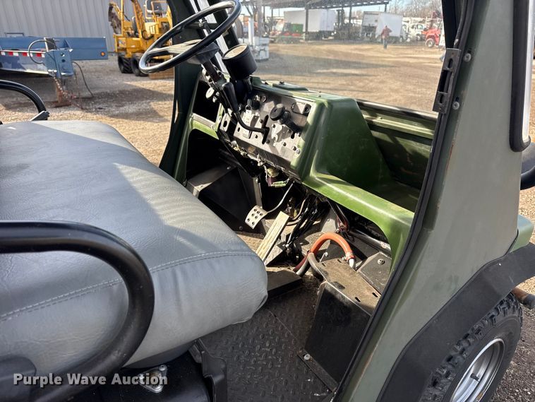 image for item EG1849 2000 Kawasaki Mule utility vehicle