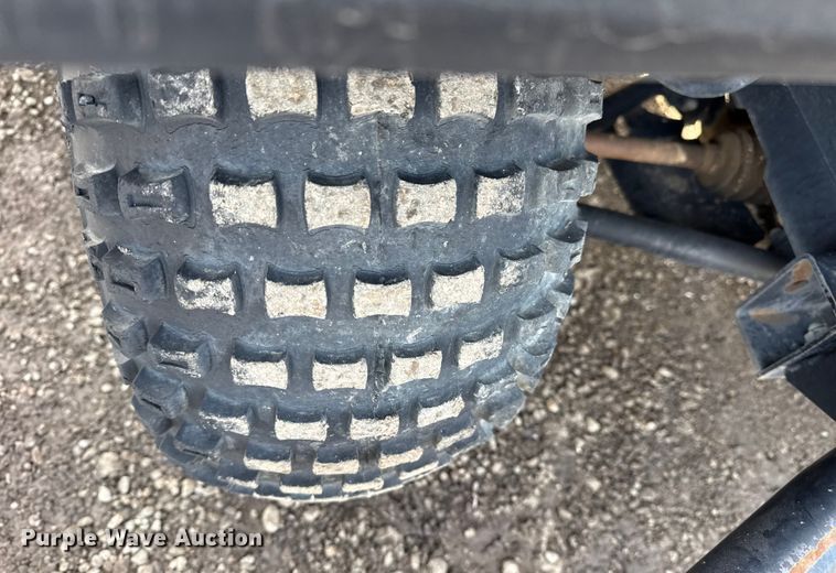 image for item EG1849 2000 Kawasaki Mule utility vehicle