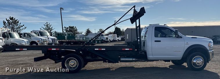 image for item EG1859 2022 RAM 5500 roll-off container truck