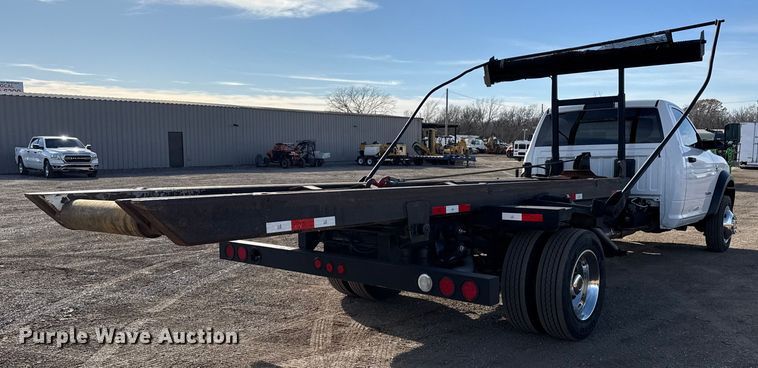 image for item EG1859 2022 RAM 5500 roll-off container truck