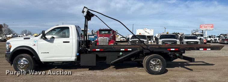 image for item EG1859 2022 RAM 5500 roll-off container truck