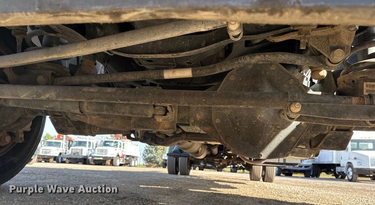 image for item EG1859 2022 RAM 5500 roll-off container truck