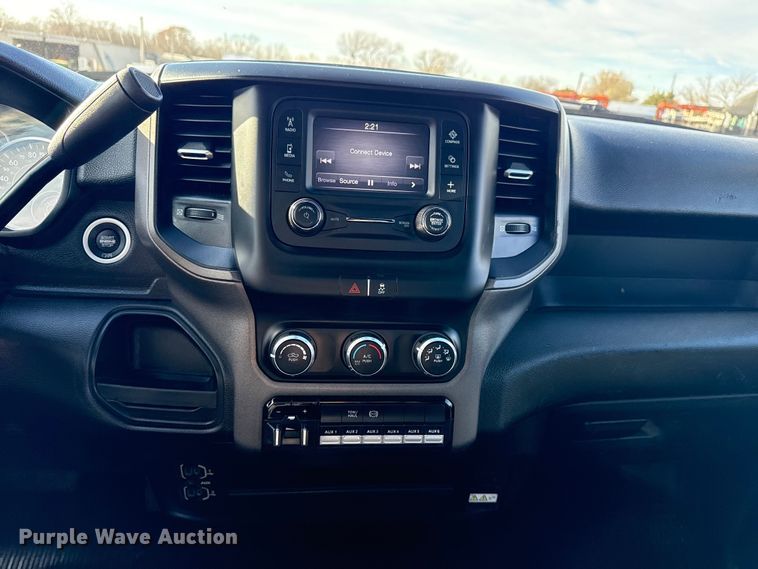 image for item EG1859 2022 RAM 5500 roll-off container truck