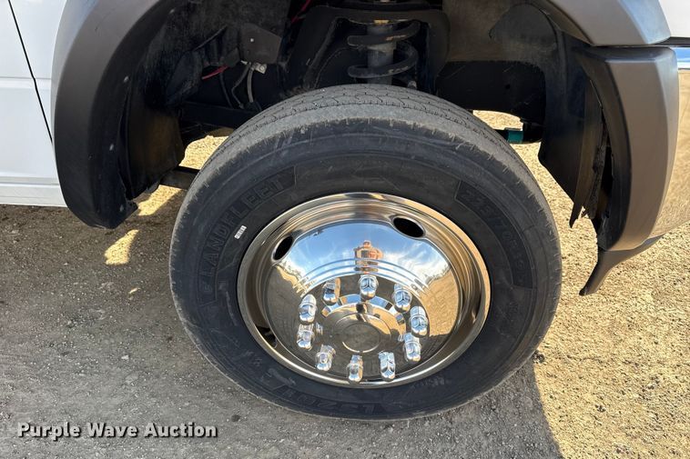 image for item EG1859 2022 RAM 5500 roll-off container truck