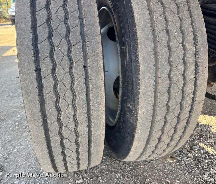 image for item EG1859 2022 RAM 5500 roll-off container truck