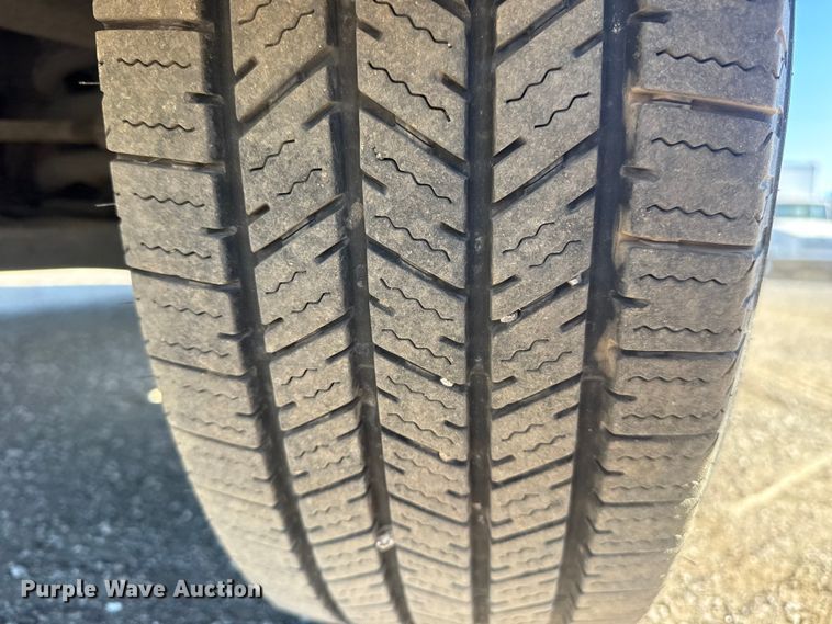 image for item EG1889 2007 Chevrolet Express 3500 school bus