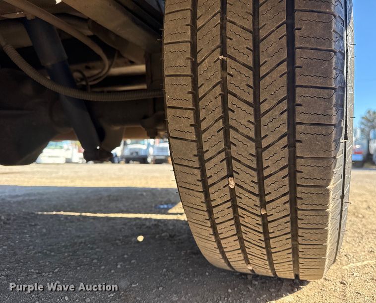 image for item EG1889 2007 Chevrolet Express 3500 school bus