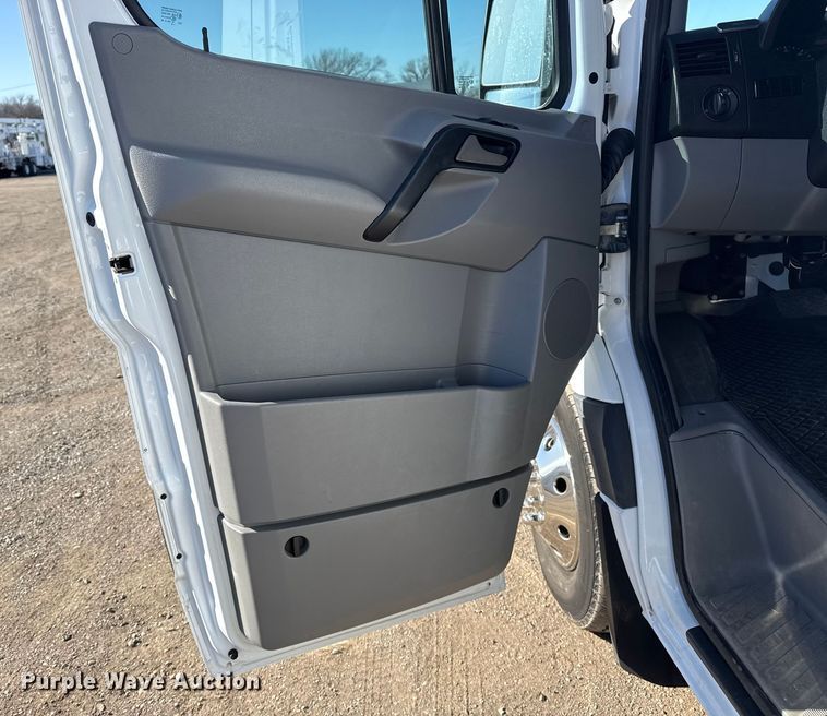 image for item EG1892 2012 Mercedes-Benz Sprinter 2500 RV