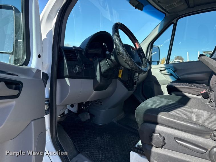 image for item EG1892 2012 Mercedes-Benz Sprinter 2500 RV