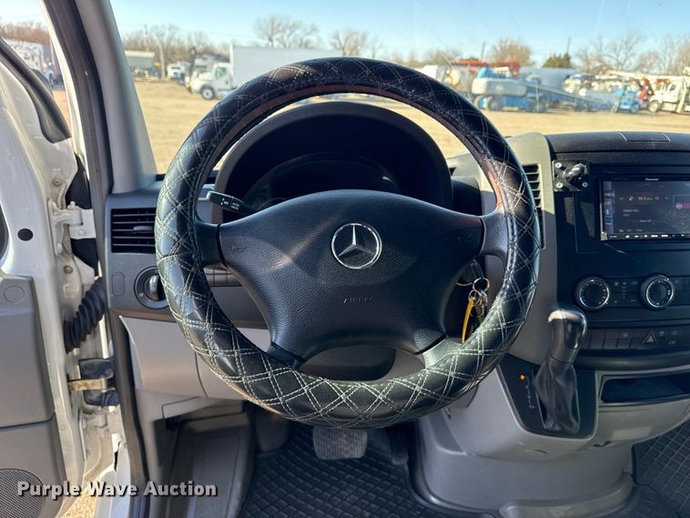 image for item EG1892 2012 Mercedes-Benz Sprinter 2500 RV