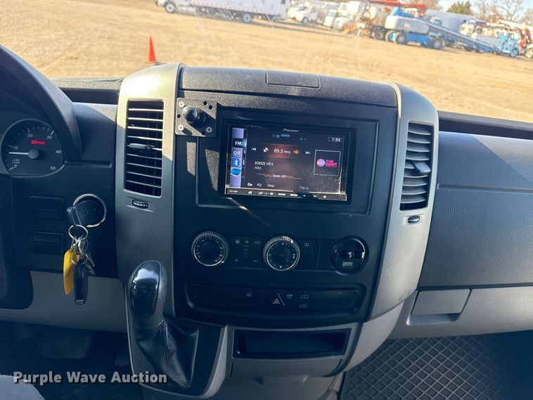 image for item EG1892 2012 Mercedes-Benz Sprinter 2500 RV