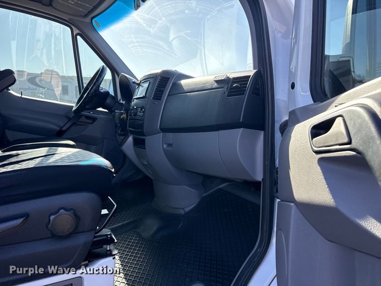 image for item EG1892 2012 Mercedes-Benz Sprinter 2500 RV