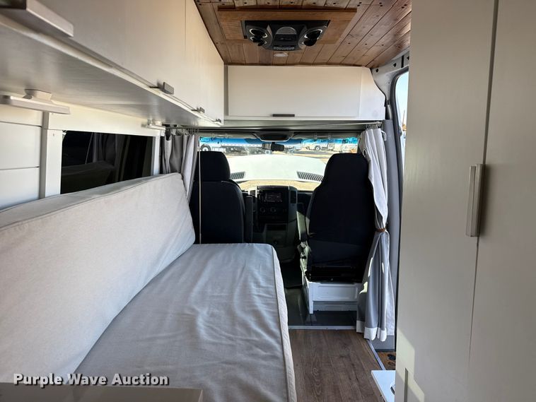 image for item EG1892 2012 Mercedes-Benz Sprinter 2500 RV