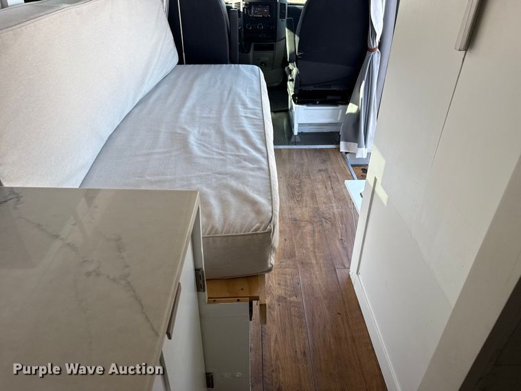 image for item EG1892 2012 Mercedes-Benz Sprinter 2500 RV