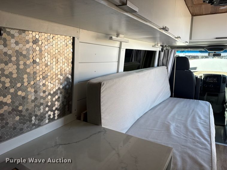 image for item EG1892 2012 Mercedes-Benz Sprinter 2500 RV