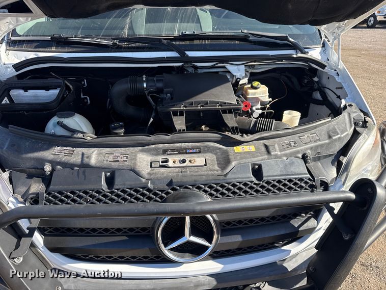 image for item EG1892 2012 Mercedes-Benz Sprinter 2500 RV