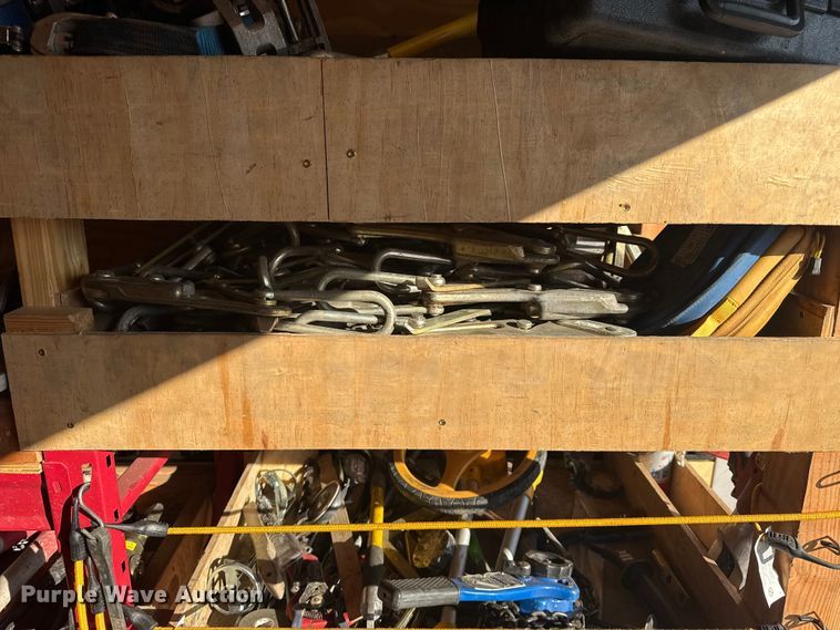 image for item EG1914 2022 Cargo Craft of Texas, Inc. Expedition 7162 enclosed cargo trailer