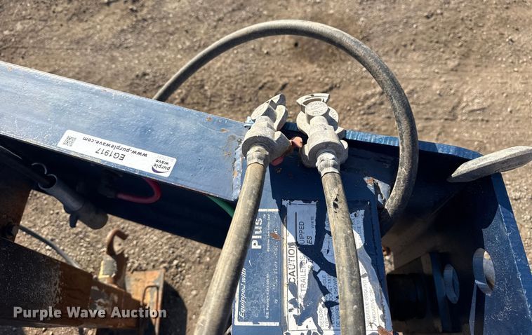 image for item EG1917 2008 Eager Beaver 10HA-PT equipment trailer