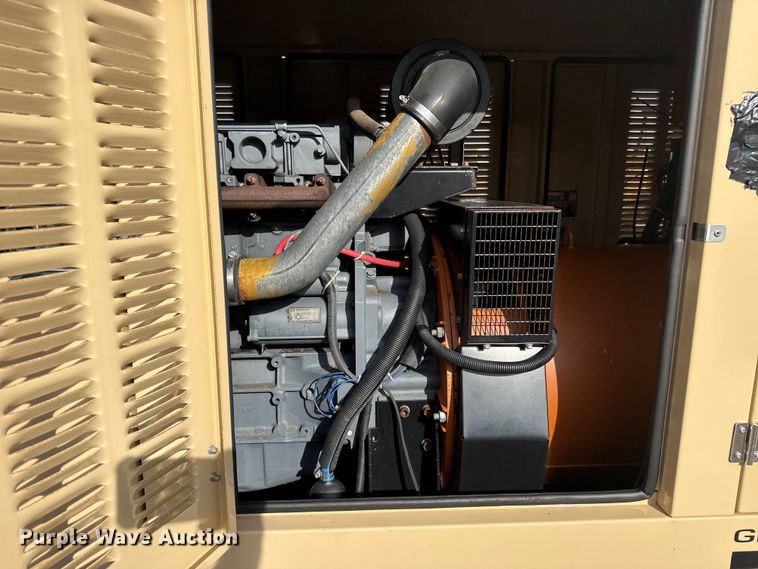 image for item EG1921 2004 Generac 3769720100 generator