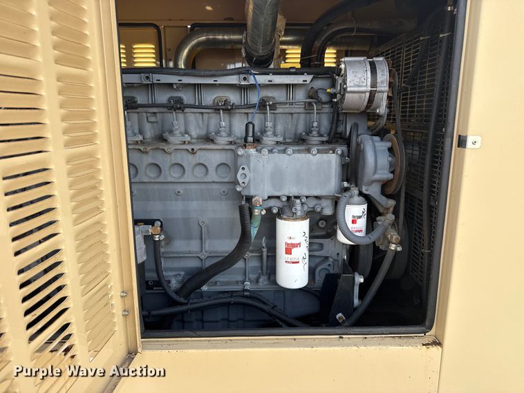 image for item EG1921 2004 Generac 3769720100 generator