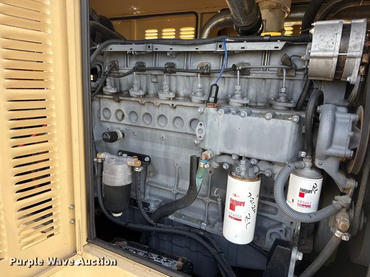 image for item EG1921 2004 Generac 3769720100 generator