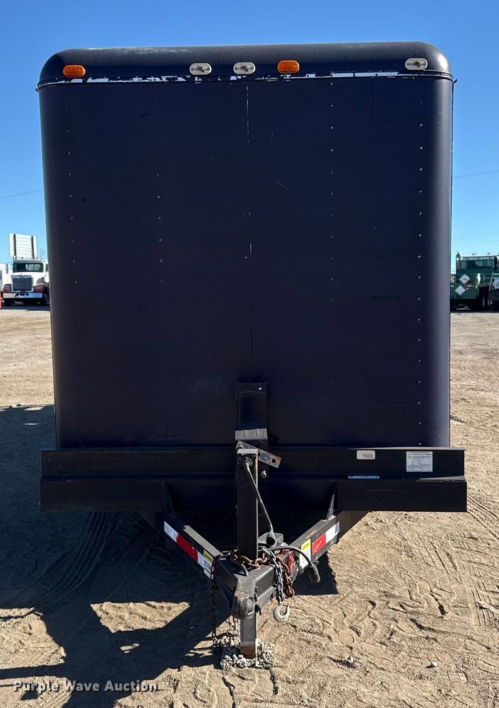 image for item EG1929 2000 Roadrunner flatbed trailer