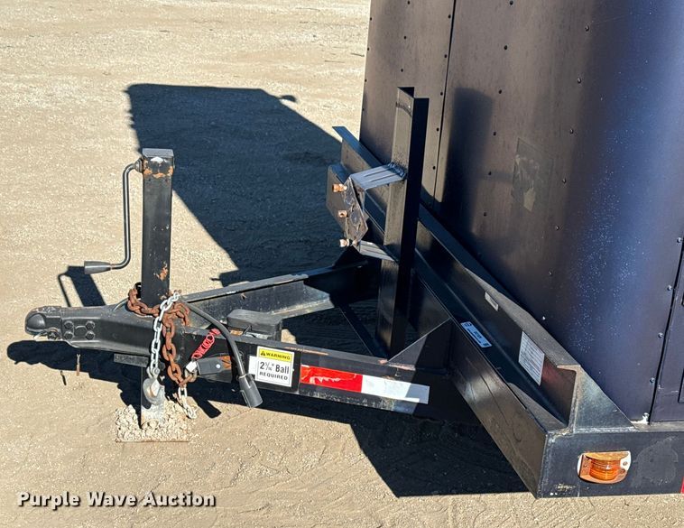 image for item EG1929 2000 Roadrunner flatbed trailer