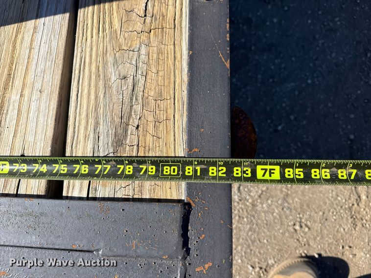 image for item EG1929 2000 Roadrunner flatbed trailer