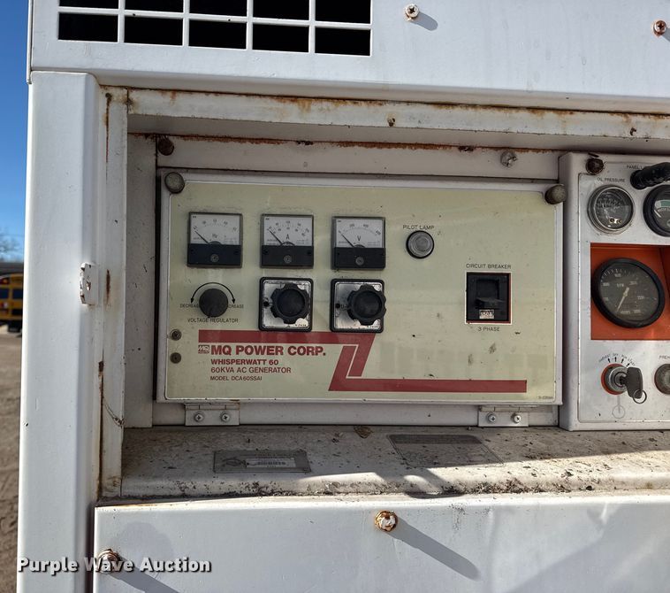 image for item EG1929 2000 Roadrunner flatbed trailer