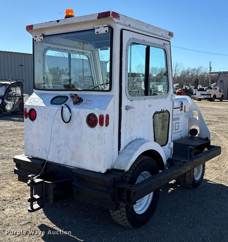 image for item EG1931 1989 Tug Mfg. Corp. MA50-1 aircraft tug