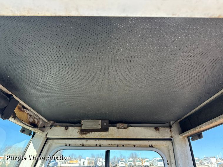 image for item EG1931 1989 Tug Mfg. Corp. MA50-1 aircraft tug