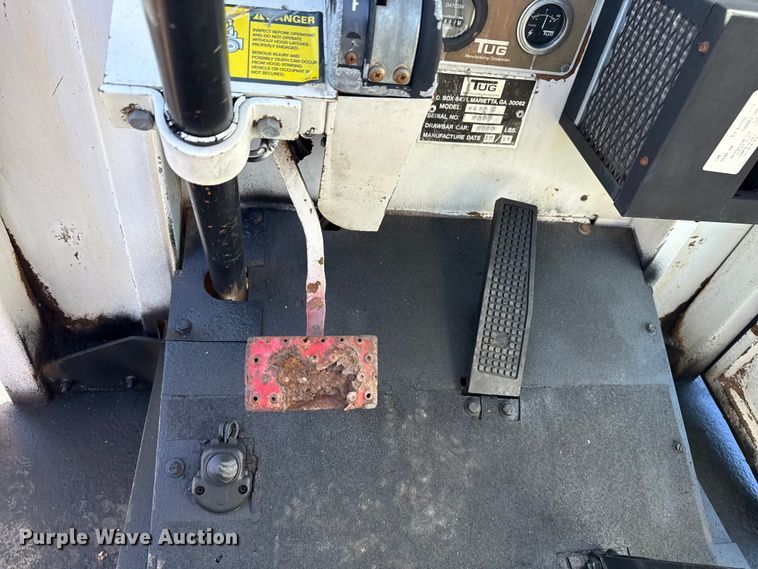 image for item EG1931 1989 Tug Mfg. Corp. MA50-1 aircraft tug