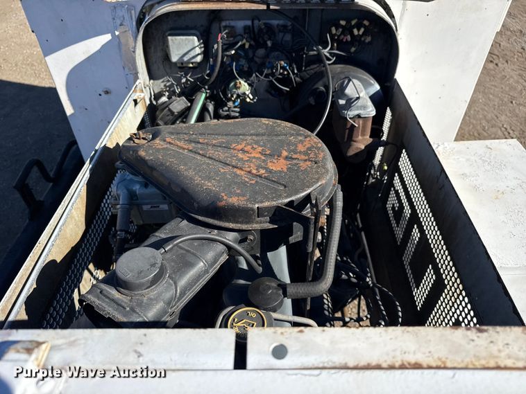 image for item EG1931 1989 Tug Mfg. Corp. MA50-1 aircraft tug